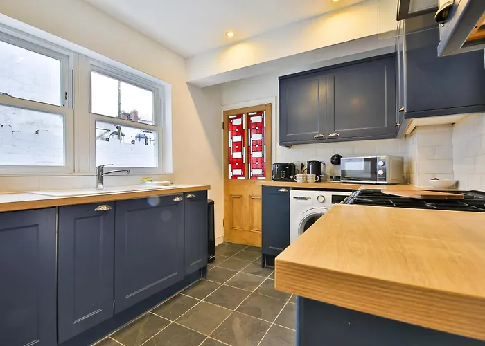 Stayright 3-Bed Pontcanna House Next To Pontcanna Fields