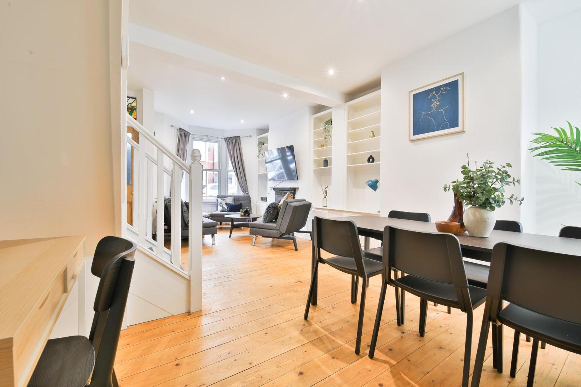 Stayright 3-bed Pontcanna House Next To Pontcanna Fields Cardiff