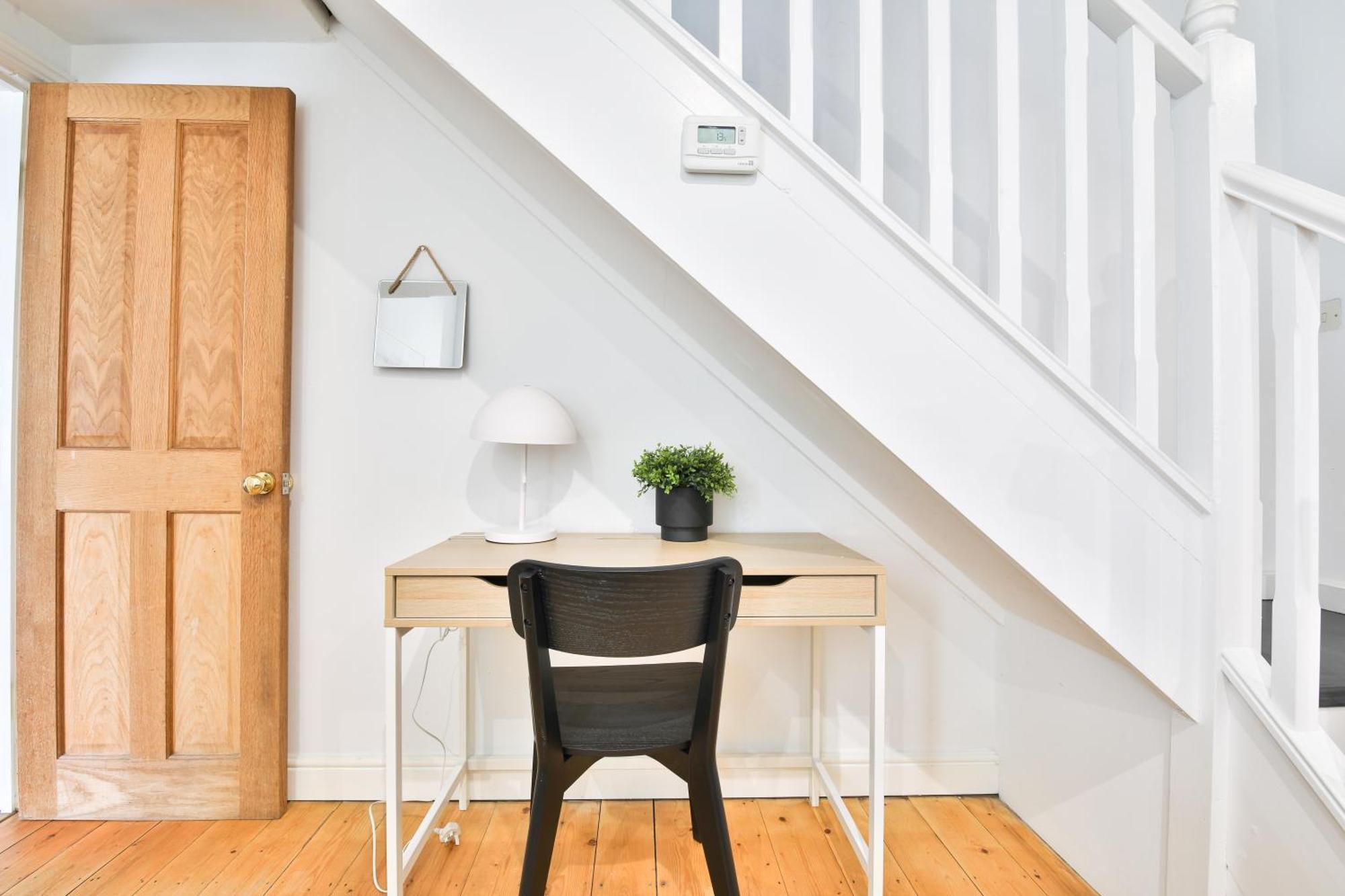 Stayright 3-bed Pontcanna House Next To Pontcanna Fields Holiday home